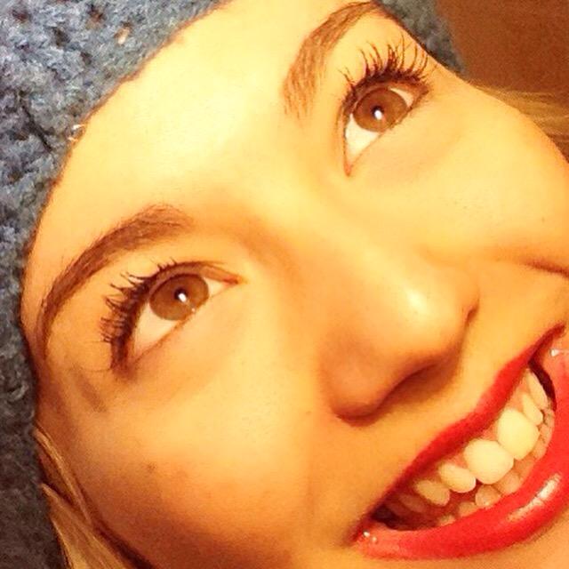 flor_vigna's tweet image. No agaches la cabeza ,mira siempre adelante,y cumplirás tu meta!!❤️
Gracias @Exten_Pestanas