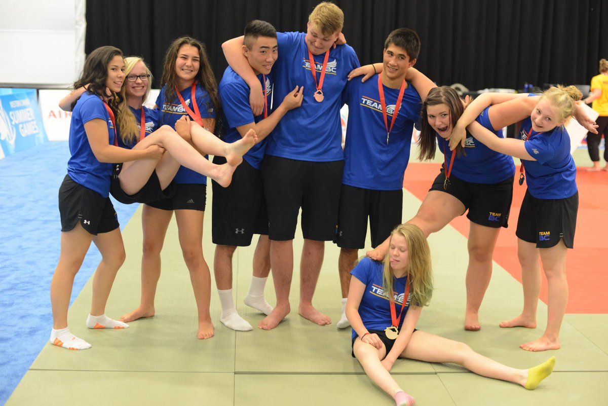 OfficialJudoBC's tweet image. #tbcjudo having some fun after receiving their hardware @2015WoodBuffalo #WEareBC @GoTeamBC #WCSG2015