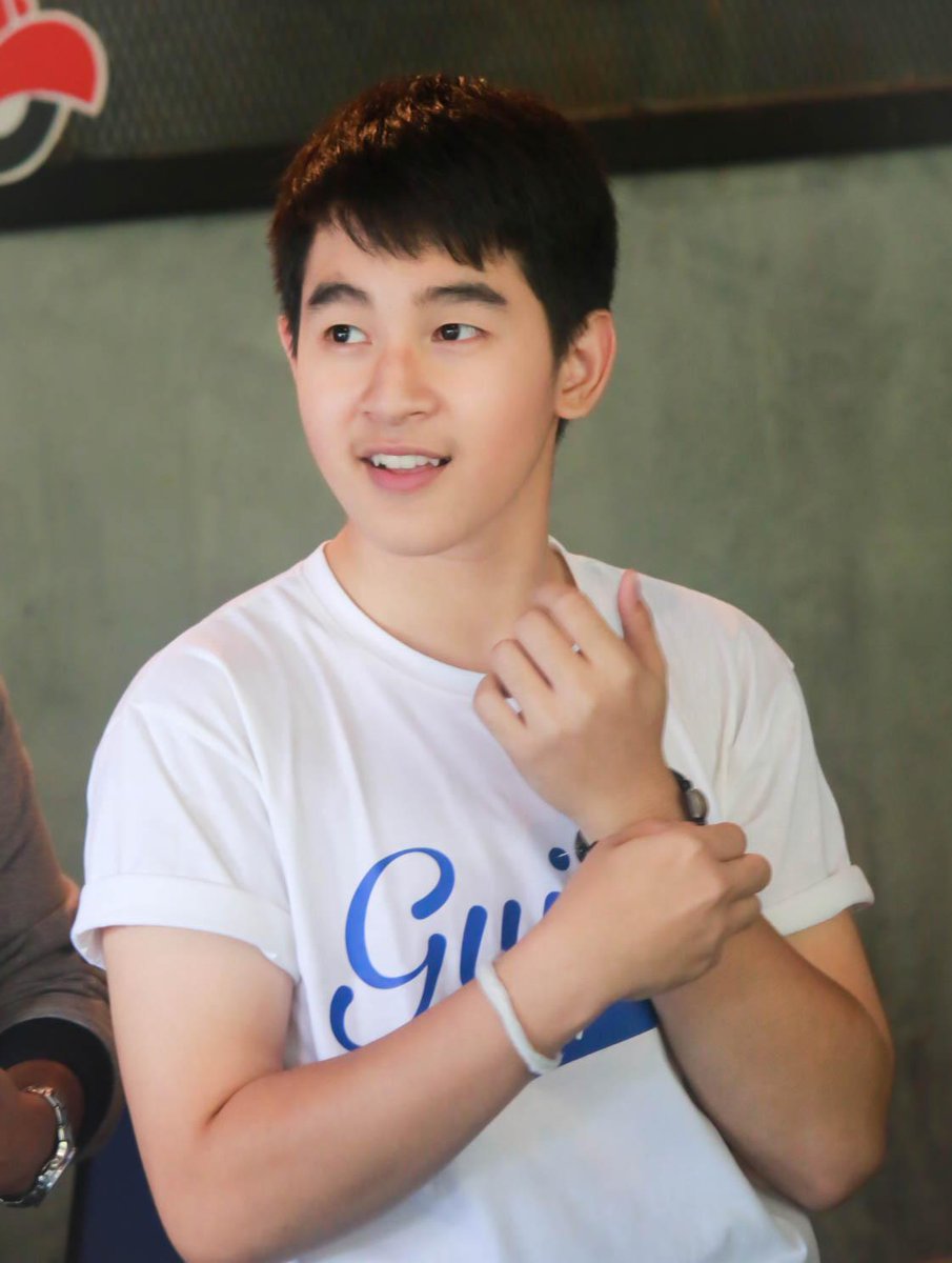 ncn_jitz's tweet photo. @kaii_prakasit #HBDGuide16th น่ารักมาก http://t.co/Cq1nb6TRRb