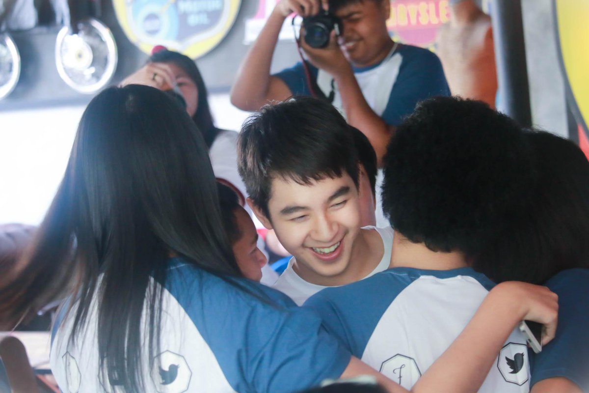 ncn_jitz's tweet photo. #HBDGuide16th @kaii_prakasit http://t.co/Bygw0Fr6Yx