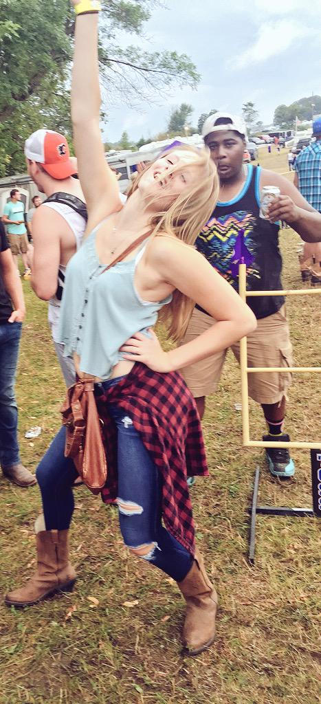 hannahokeson's tweet photo. when we fest takes over http://t.co/sFxZzlU3TK