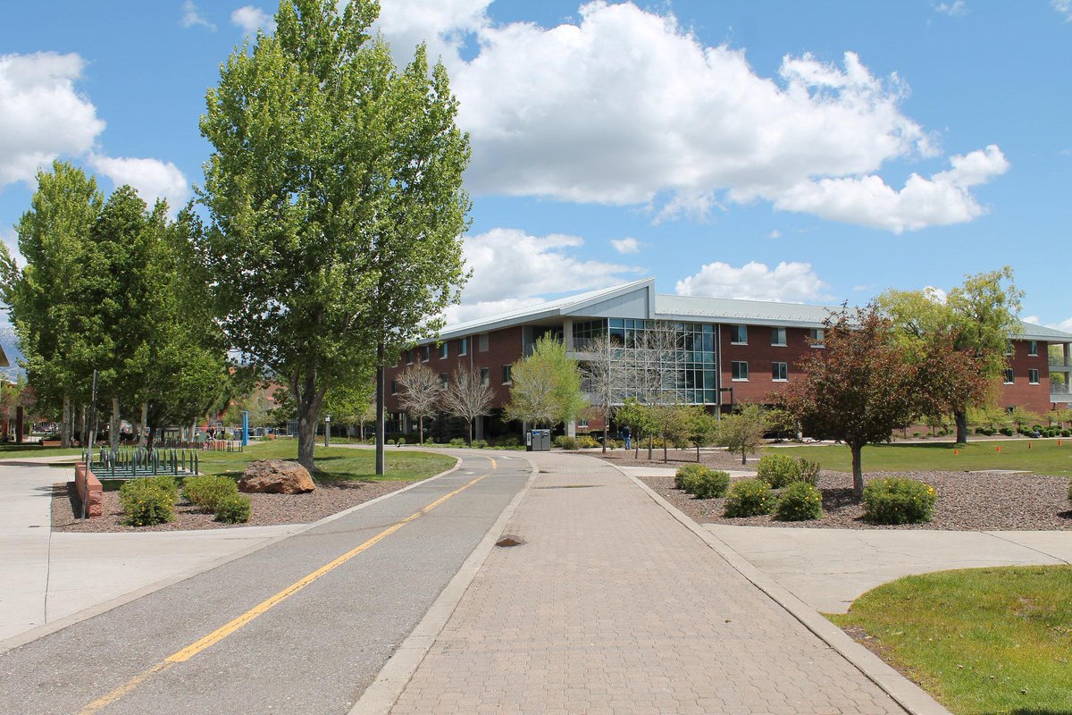 NAU's tweet photo. #CalmYourselfIn4Words Soon, you'll be here. http://t.co/4f4YMzqAze