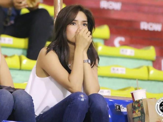 DanRichLG_OFC's tweet photo. Erich Gonzales with mommy Ge during @dmatsunaga 's game last Saturday.. very supportive #DanRich http://t.co/qfVxWpWVIn