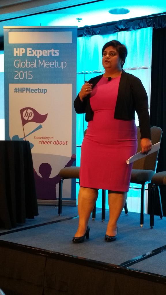 JohnMoses16's tweet photo. Go Kriti Kapoor @Kriti_Kapoor, Queen of all things social! #HPMeetup http://t.co/cNGW0CKAr5