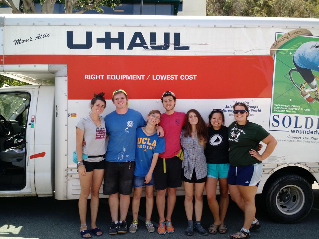 SSPSanDiego's tweet photo. And like that #SSPSanDiego #staff are headed to LA to unload! Come help if you can! @SierraServProj http://t.co/XkK3GbLU8I