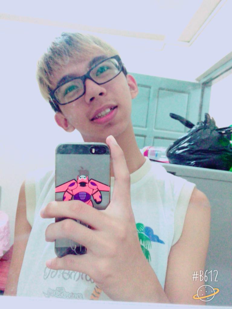 SaisaiJeremy's tweet photo. Hello
#js
#home http://t.co/wZo4vRLTzB