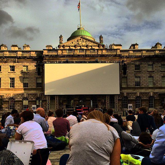 LoggiaGloria's tweet photo. InstaPic by l.keane: Sipping some #chianti @somersethouse #strand  #london eagerly awaiting #filmfour #summerscreen… http://t.co/tp0majL8Sc