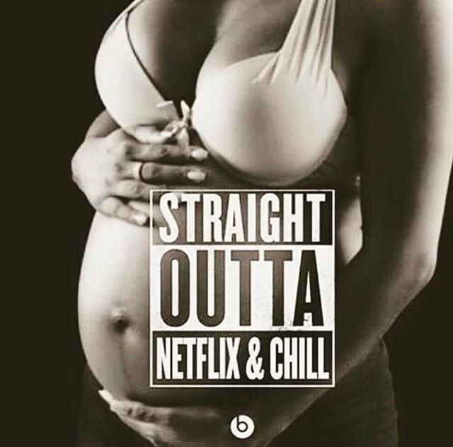 OhPerfectionn's tweet image. LMFAOOOOOO