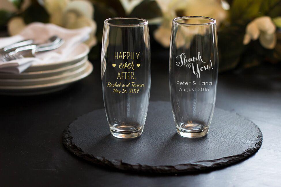 How perfect are these #Personalized Stemless Champagne Glasses? Get yours at cheapfavorshop.com #weddingfavor