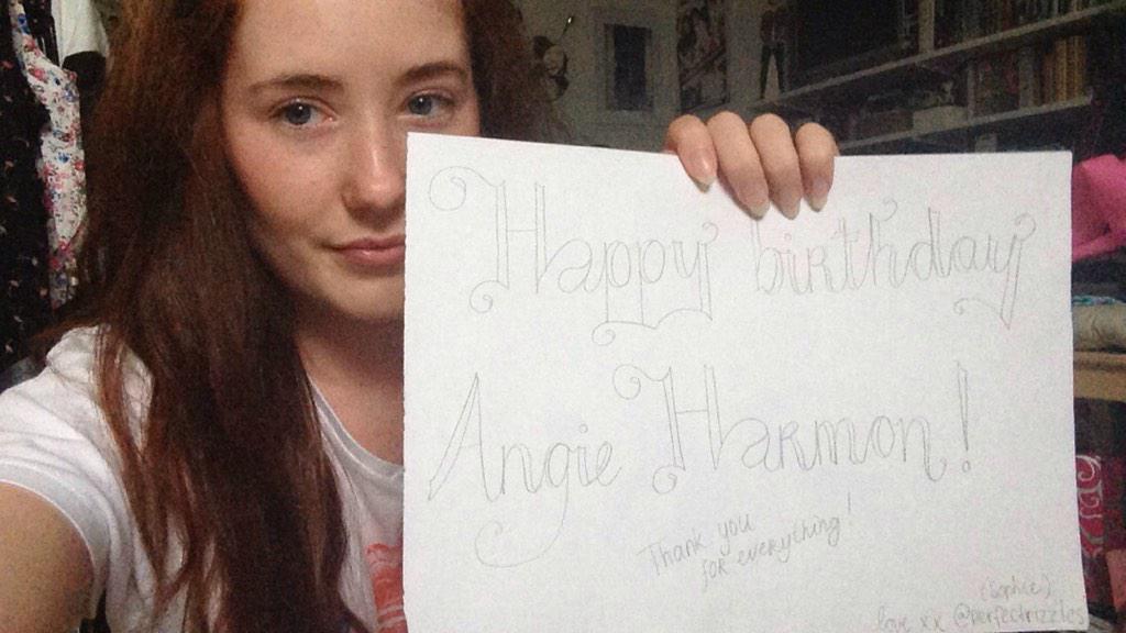  happy birthday !! Fijne verjaardag from the Netherlands !! Lots of love xx 