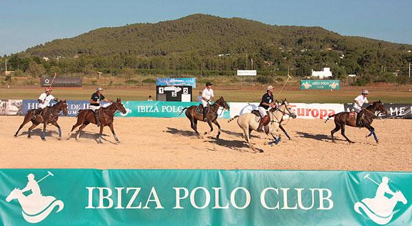 PSPoloNews's tweet photo. Talk about a great place to watch some polo! The 2015 Ibiza Beach Polo Cup begins this week.
http://t.co/O0PIhYGRDj http://t.co/rIUnQcuWSg