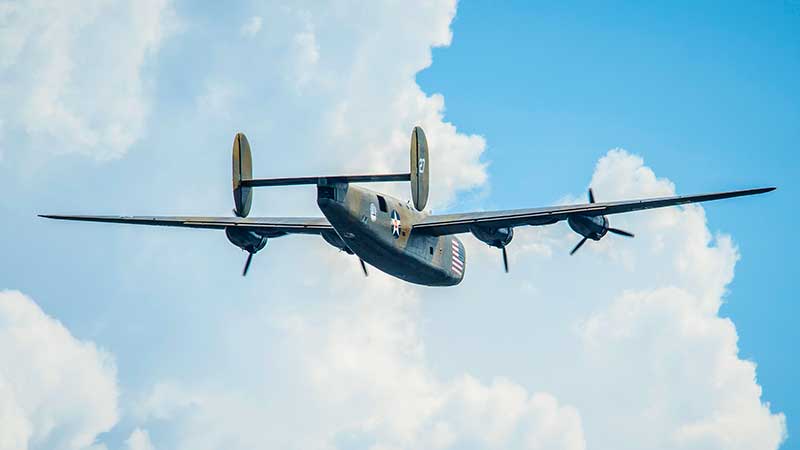 What's the truth behind the mysterious 'ghost plane' of Derbyshire? via #Quirker ow.ly/QIWsr