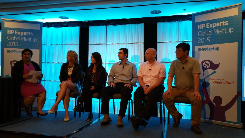 JohnMoses16's tweet photo. Very proud of this Community Management team: Credible, courteous and committed! #HPMeetup http://t.co/VspbJmwyLf