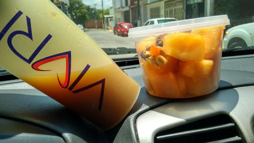 GermanNetworker's tweet image. #Snack &amp;amp; #PowerMe #OnTheGo se me hizo tarde :s #Vivri @Reto10Dias