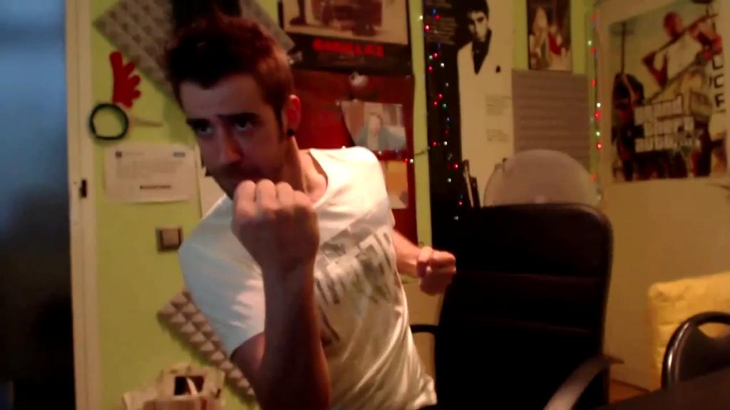 JayVlogs7's tweet image. @auronplay Como pongas un gif más de Juego de Tronos te reviento en el parke mañana chaval