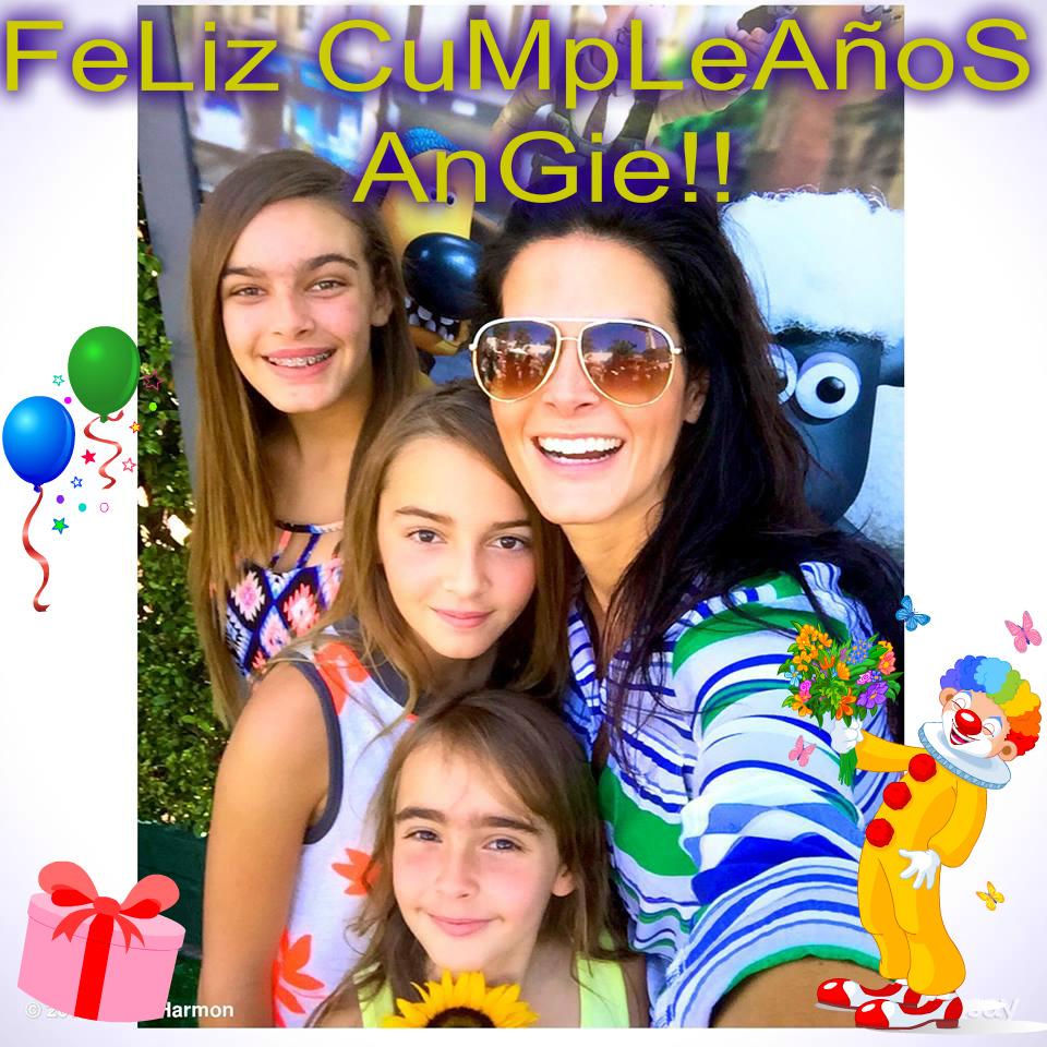  Happy Bday from México  Have a great day with your daughters i wish you the best. Dios te Bendiga ILY  
