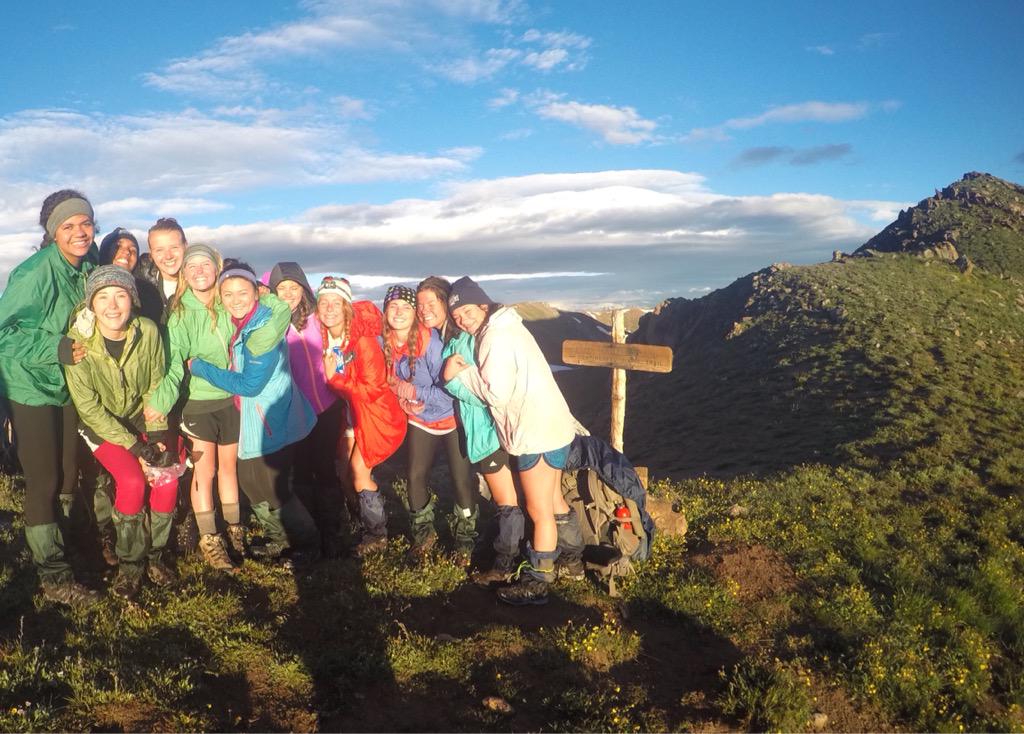badgurlryry's tweet photo. #favoritemomentatYLcamp peak day at RMR backcountry 😍 @YoungLife http://t.co/uiVnad3Fba
