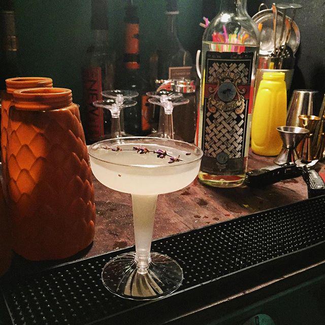 gboisphilippe's tweet photo. Cross Pollination, by #FeatureBartender Ashley Wardle of #baRVbrooklyn | Recipe to this #M… http://t.co/yHBrCxMjDU http://t.co/wm6u1xMjzs