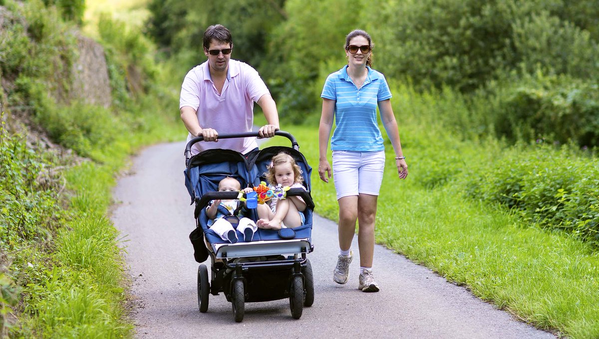AfterBirth's tweet photo. Here are some ways new parents can prevent bad habits and maintain good health: http://t.co/bdAInJI8yh http://t.co/Uo8KxkwBhk