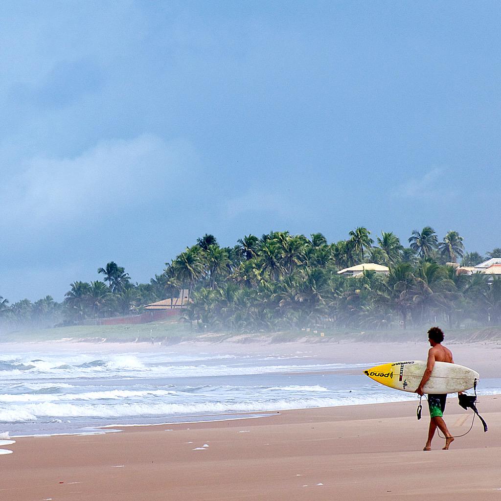 penasurf's tweet photo. Gustavo Foerster​ manda um report sobre as condições do litoral baiano e compartilha algumas dicas no site. http://t.co/Wq0TvwW3tc