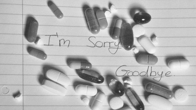 Psicolencorto's tweet photo. #PsicoBlog El #SuicidioEnAdolescentes
http://t.co/UH3WtJGRiI http://t.co/uSHFWQrvPO