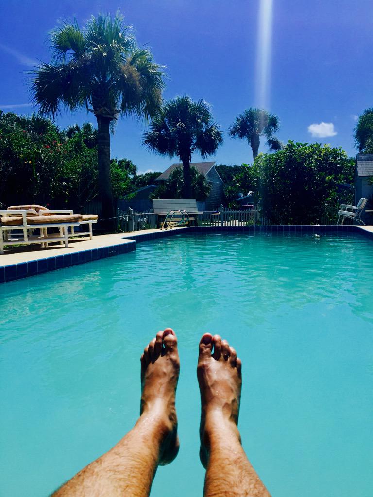 workwithmk's tweet image. Building the business from my pool deck today!! #LifeByDesign #LifeisGood #MLMLIFE