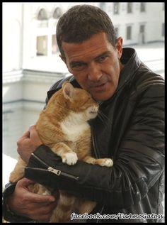 Happy Birthday to Antonio Banderas 