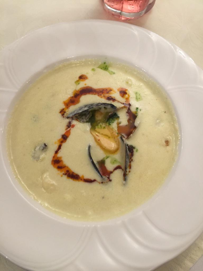 Thanks <a href="/ShawsHotel/">Shaw's Hotel</a> for an amazing stay in PEI. Best flourless chowder I've ever had! #pei #delicious #shaws