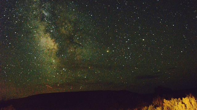 jennarayye's tweet photo. delta utah night sky #earthisrad http://t.co/yLFi66G62F