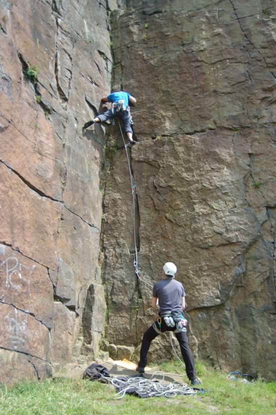 CotswoldManc's tweet photo. Out at #hobsonmoor, getting the first scratches on my shiny new @dmmclimbing gear! - Rach
#climbing #wegetoutthere http://t.co/aTKNU7gGlQ