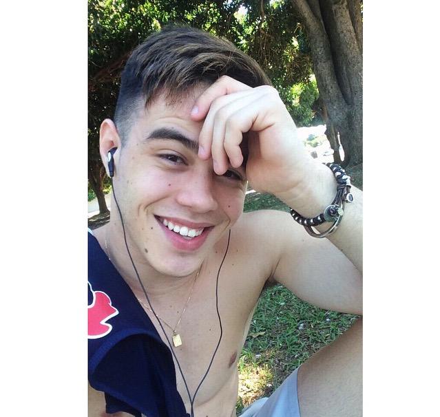Túlio minutos atrás via Instagram. (tulio.rochaa)