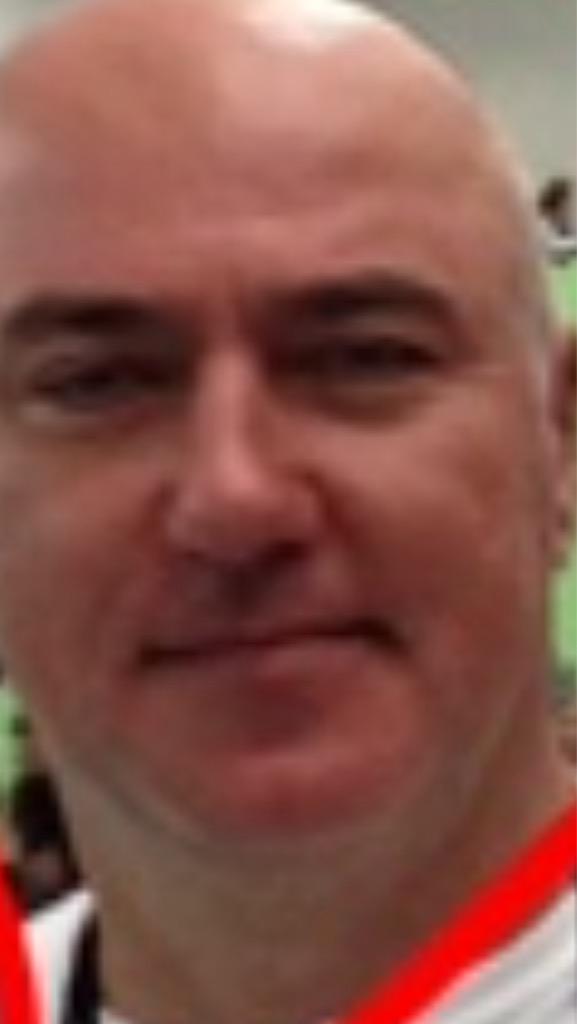 seniurs's tweet photo. When you're literally 200 into warmup and Tarynn asks to go to the bathroom http://t.co/pcSraGYIEn