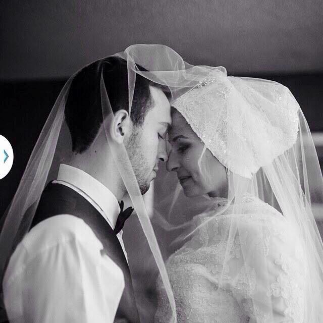 They were married for only 6 weeks & didn't get to see their wedding photos💍👼🏼🙏🏼 #ChapelHillShooting #OurThreeWinners