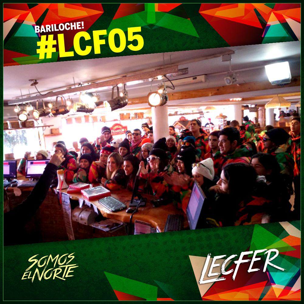 LecferEgresados's tweet photo. #LCF05 >> A disfrutar el recreo más largo de sus vidas!!! 😁⛄🎉 #Lecfer #Egresados #SomosElNorte http://t.co/OP13LxnT9z
