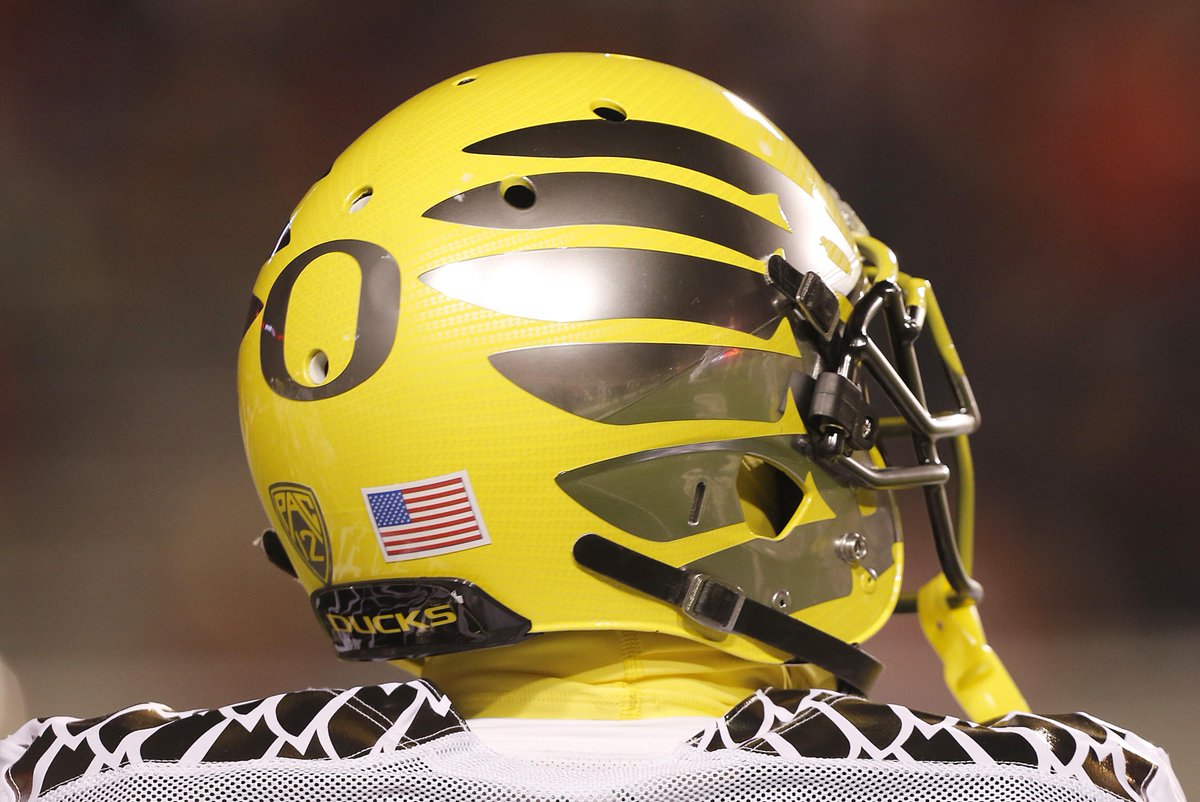 NBCSports's tweet photo. MUST-SEE: Oregon is planning on turning on the lights in 2015 with their new uniforms. http://t.co/EFZkLB9RKg http://t.co/MPwbGPq8yM