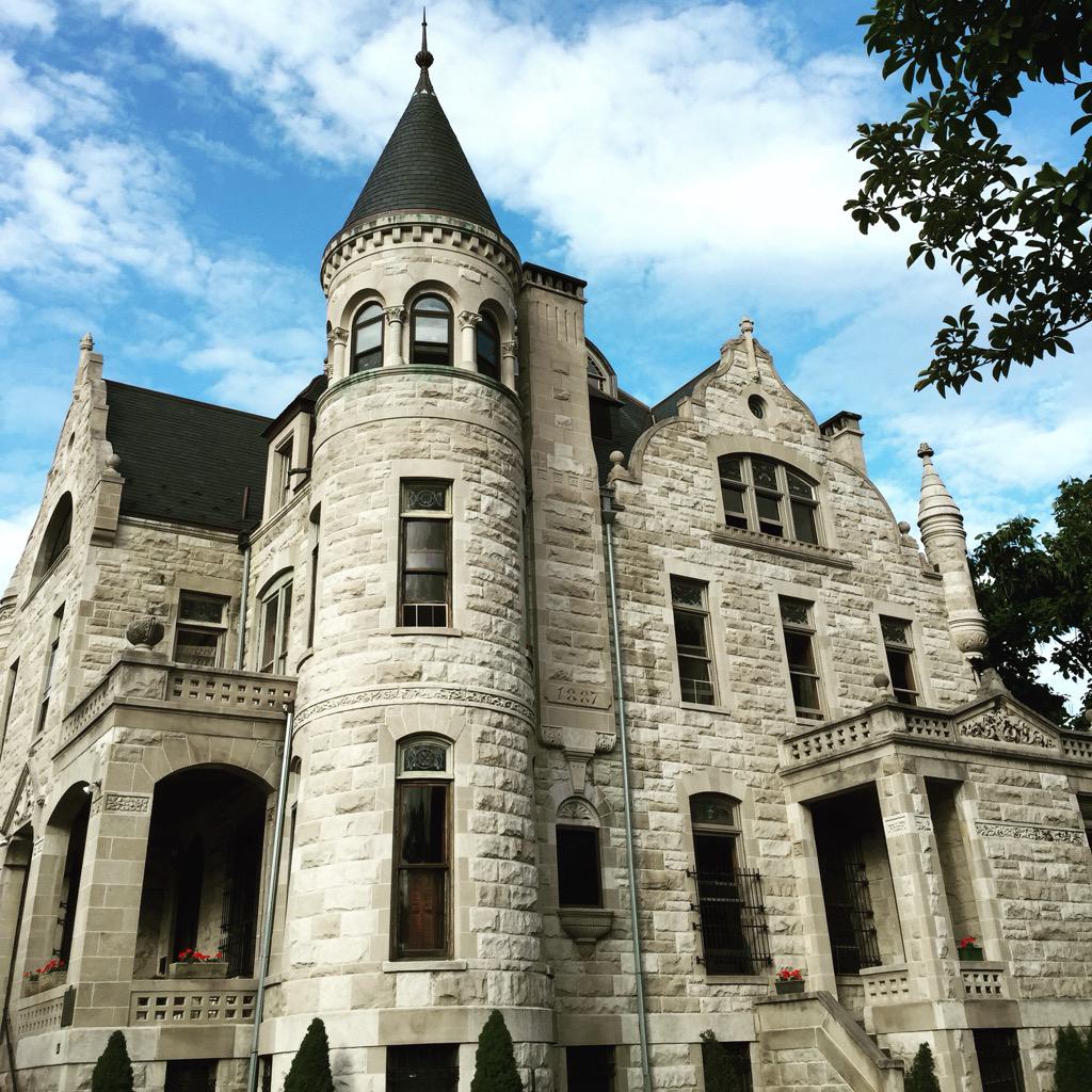 corcoran_tech's tweet image. Harlem castles. #sugarhill #harlem #baileyhouse