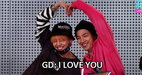 Oksanenok_Milko's tweet photo. perfect❤#GDYB #YBbff #LoveBigBang #Support_GD http://t.co/GMGhvf7d3P