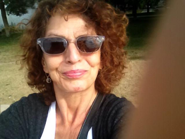 TamaraAlexis's tweet image. @CanadasSmartest @JESSI viewership may increase if the host were to reflect the #smartFactor when dressing for role.