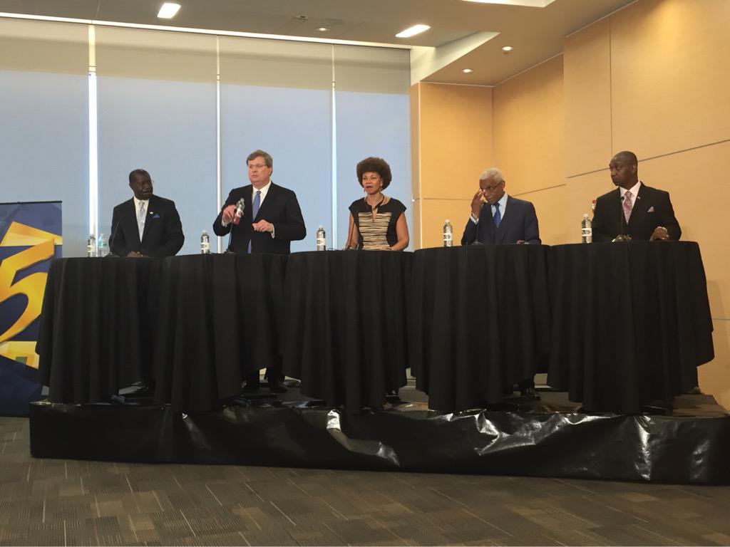 bernalsmith2's tweet photo. Candidates preparing 4 #memdebate15 at the @NCRMuseum presented live on @WMCActionNews5 @TSDMemphis well represented http://t.co/SYXspRwlYR