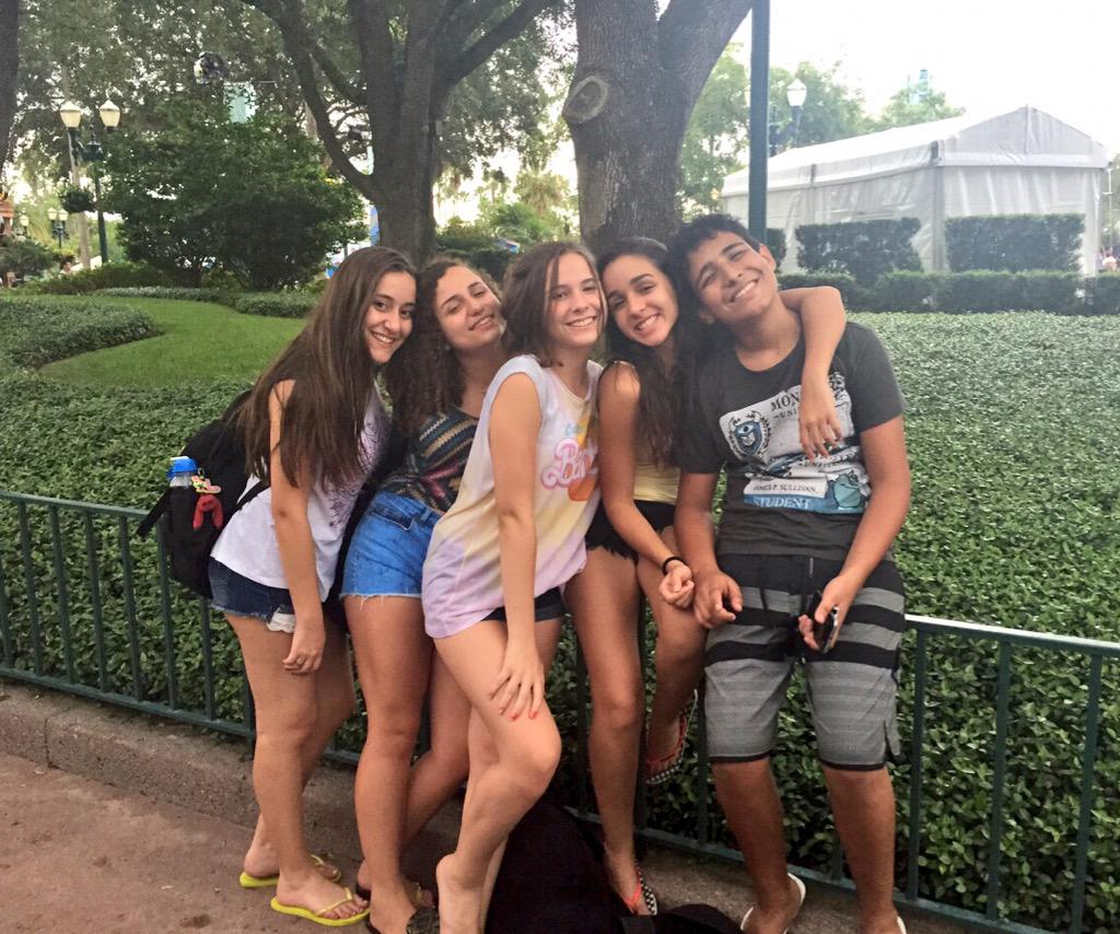 lnachc's tweet photo. É muita saudade p pouca foto❤️ #sodaregininha #check #escrl http://t.co/ORjJpRdEph