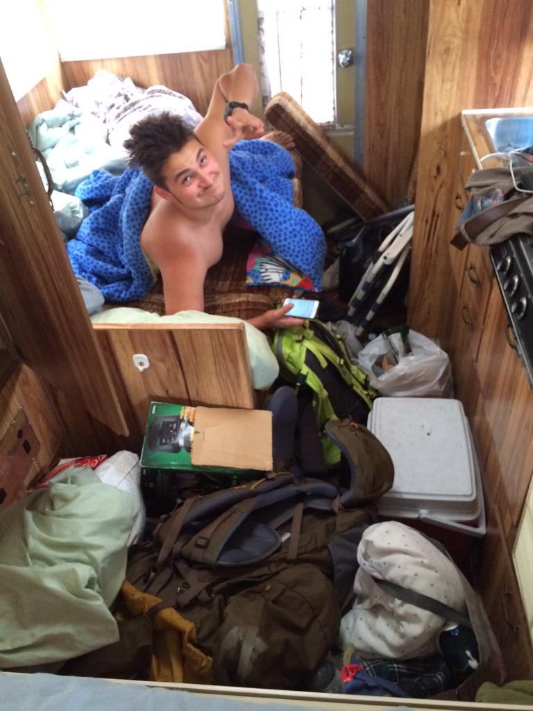 JakeComrie's tweet photo. We travel light http://t.co/ArgRH58BCM