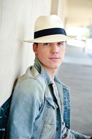 samuelshats's tweet photo. Thank you @ezekielgentle @jillythompson and Mrs. Miller for a great photoshoot! #HatModels #Hats #Fashion http://t.co/NXd8X7hnAQ