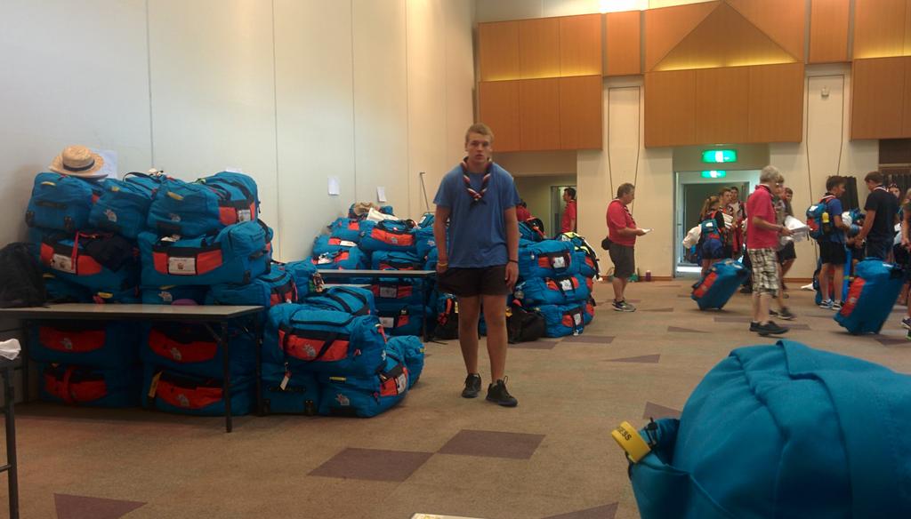 ATrueScout's tweet photo. Final Tokyo Units packing up to bring #japan2015 to a close, but one last day out for @Unit50Japan @ukcontingent http://t.co/peuUIqP5TH