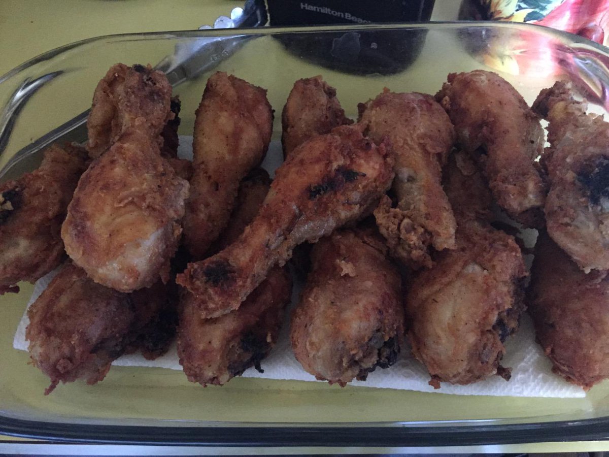 ladylynnxxx's tweet photo. @BeckiButterfly1 @PornStarHubby @lennythemonster @CandeeBoxXx @LudusAdonis I can do it again! #FoodPorn #MILFchef http://t.co/3spUvDtbnR