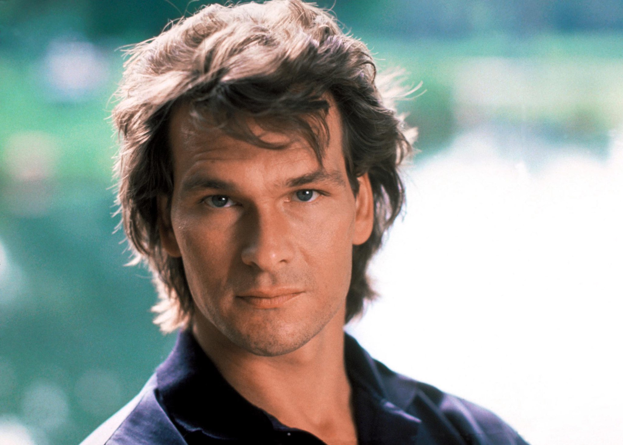 HAPPY BDAY AND RIP PATRICK SWAYZE. HE WAS REALLY GOOD AT MAKING PIE. GONE 2 SOON. 