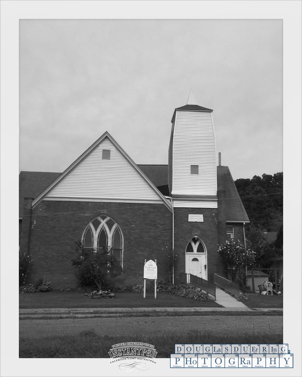 InstantPgh412's tweet photo. Church. Fujifilm fp3000B Kodak masterview 4x5 #film #Pittsburgh @vstpgh @Kodak #Kodak @Polaroid back http://t.co/mvb2Kzfub8