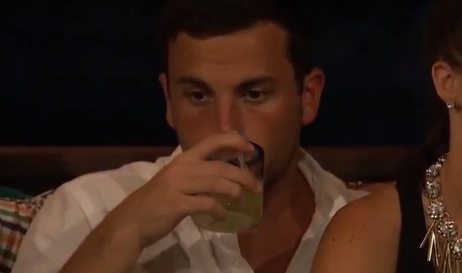 Bachelor In Paradise - Season 2 - Episode Discussions - #2 *Sleuthing - Spoilers* - Page 4 CMFutjLWgAAEmJz