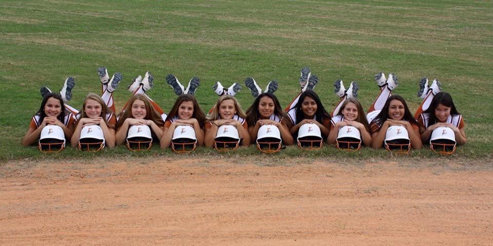FLGoldSoftball's tweet photo. New team photos 👌🏼 http://t.co/E5eEEdrkRK