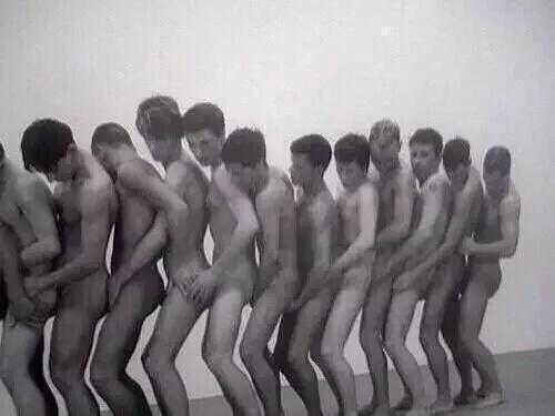 cesornero's tweet photo. — Todos los “hombres" que dicen 'upsss’ me hacen una filita por aquí. http://t.co/ToZwyVD3zE