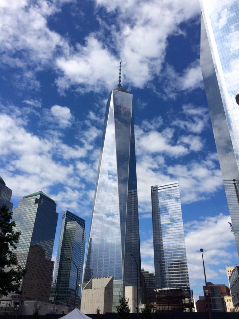 NewYorkPhotoRT's tweet photo. @NBCNewYork #nbc4ny One World Trade Centre #newYork 🗽🇺🇸 http://t.co/4oqSSQfXrC